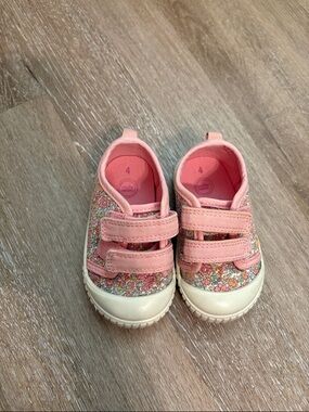 Kids Pink Floral Velcro Sneakers - Size 4